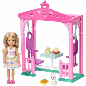 Barbie Club Chelsea Doll & Playset Picnic