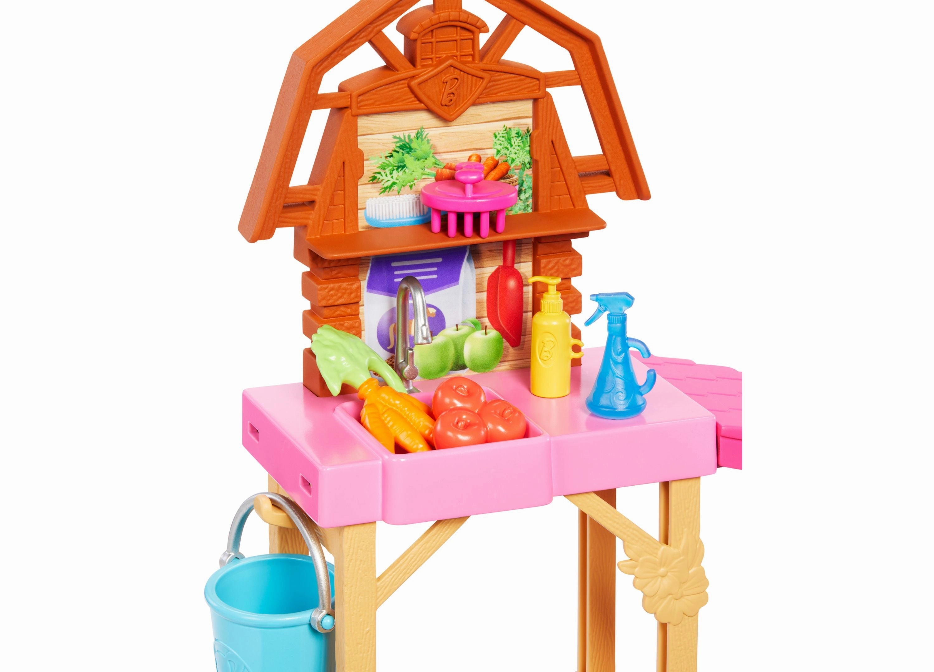 Barbie Mysteries: Renee and The Great Horse Chase Stable Playset