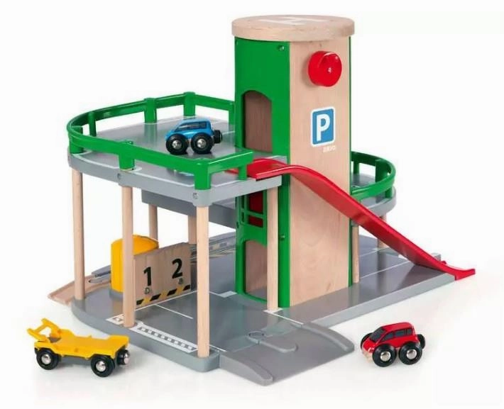 Brio World 33204 Parking Garage Train Playset for Children Ages 3 & Up