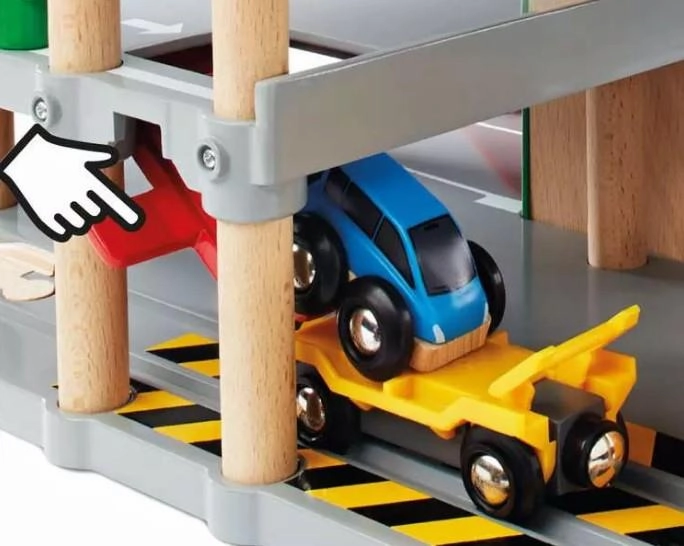 Brio World 33204 Parking Garage Train Playset for Children Ages 3 & Up