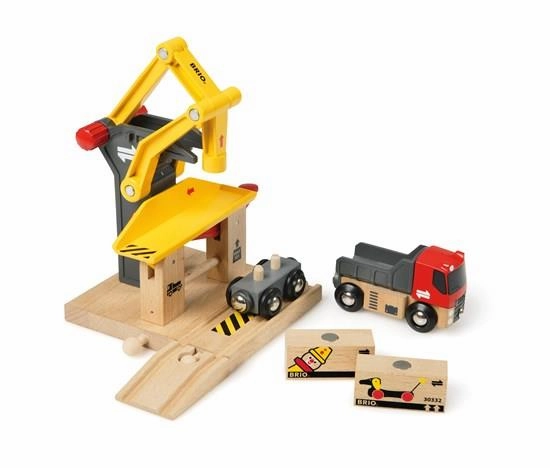Brio World 33280 Freight Goods Station Train Set Accessory for Ages 3 