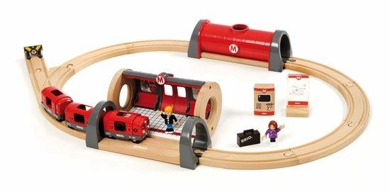 Brio World 33513 Metro Railway Set with Light & Sound for Ages 3 & Up