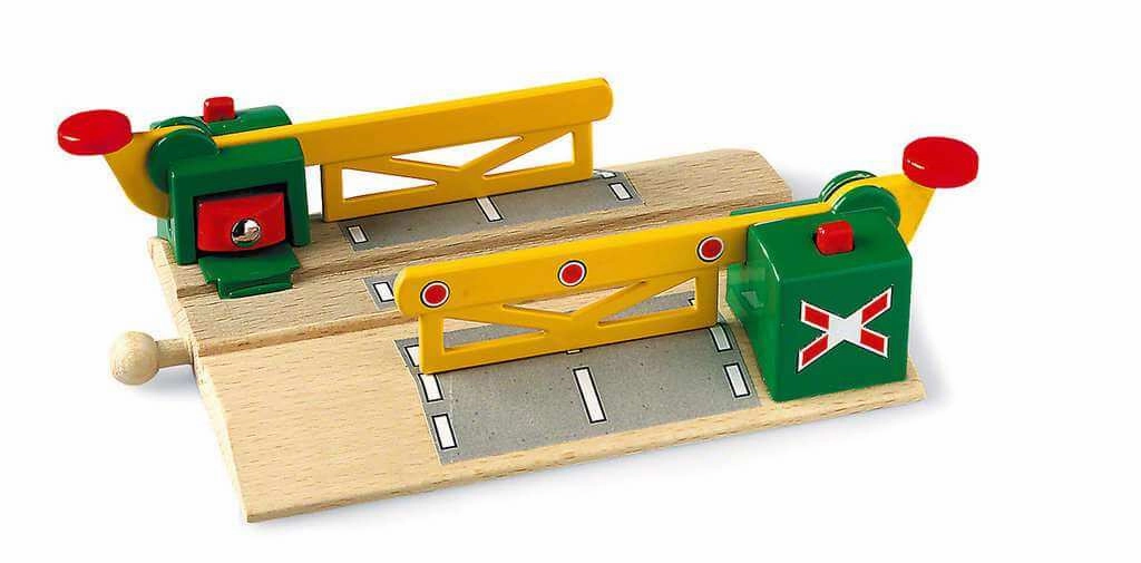 Brio World 33750 Magnetic Action Crossing Track Accessory for Ages 3 
