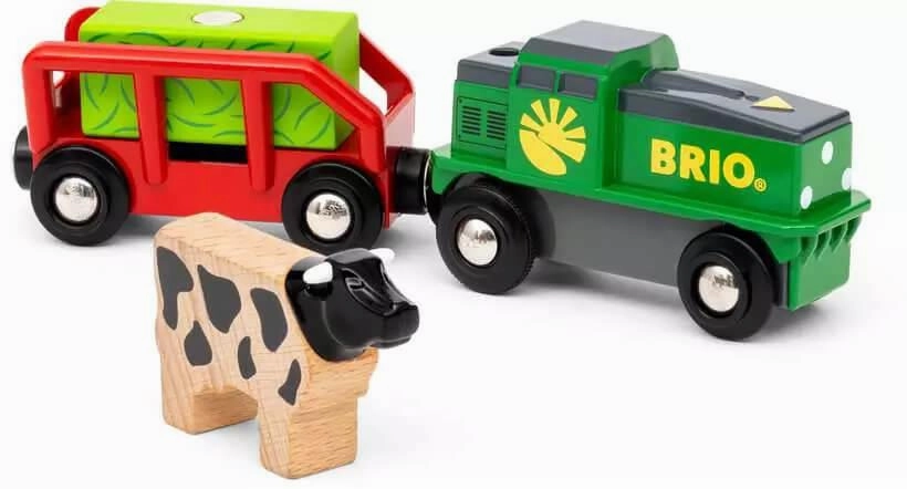 Brio World 36018 Farm Battery Powered Train Playset for Ages 3 and Up