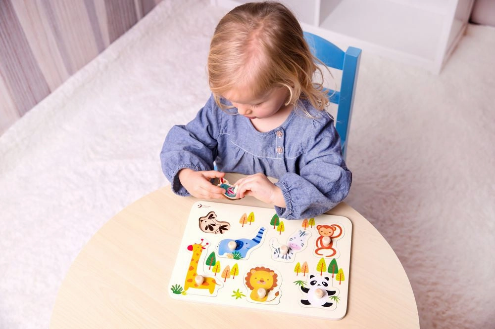 Classic World Zoo Puzzle With Knobs