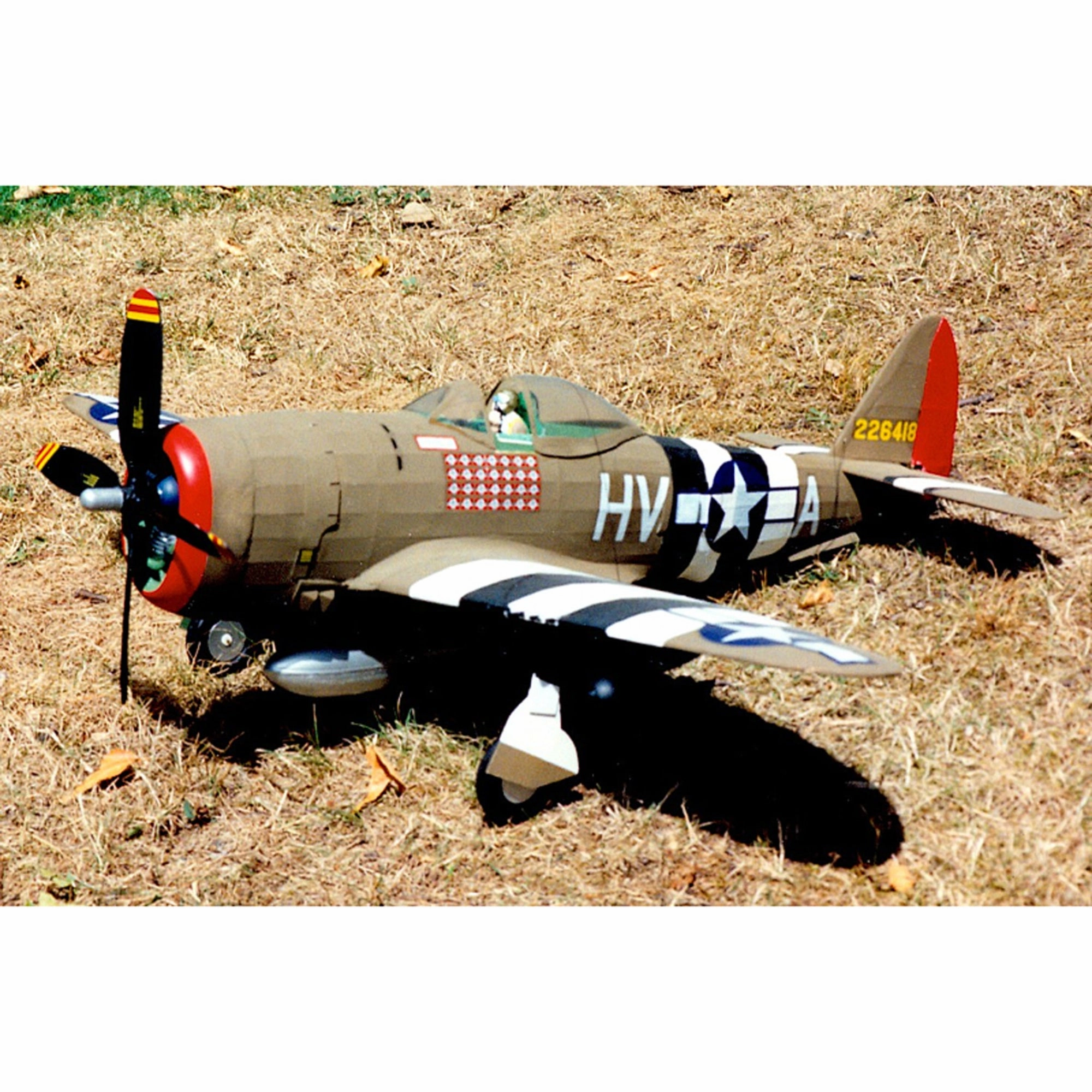 Guillow's P-47D Thunderbolt 1/16 Scale Model Kit