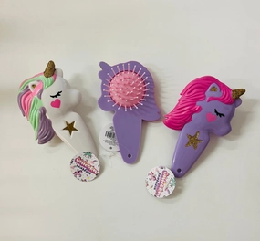 Hairbrush unicorn