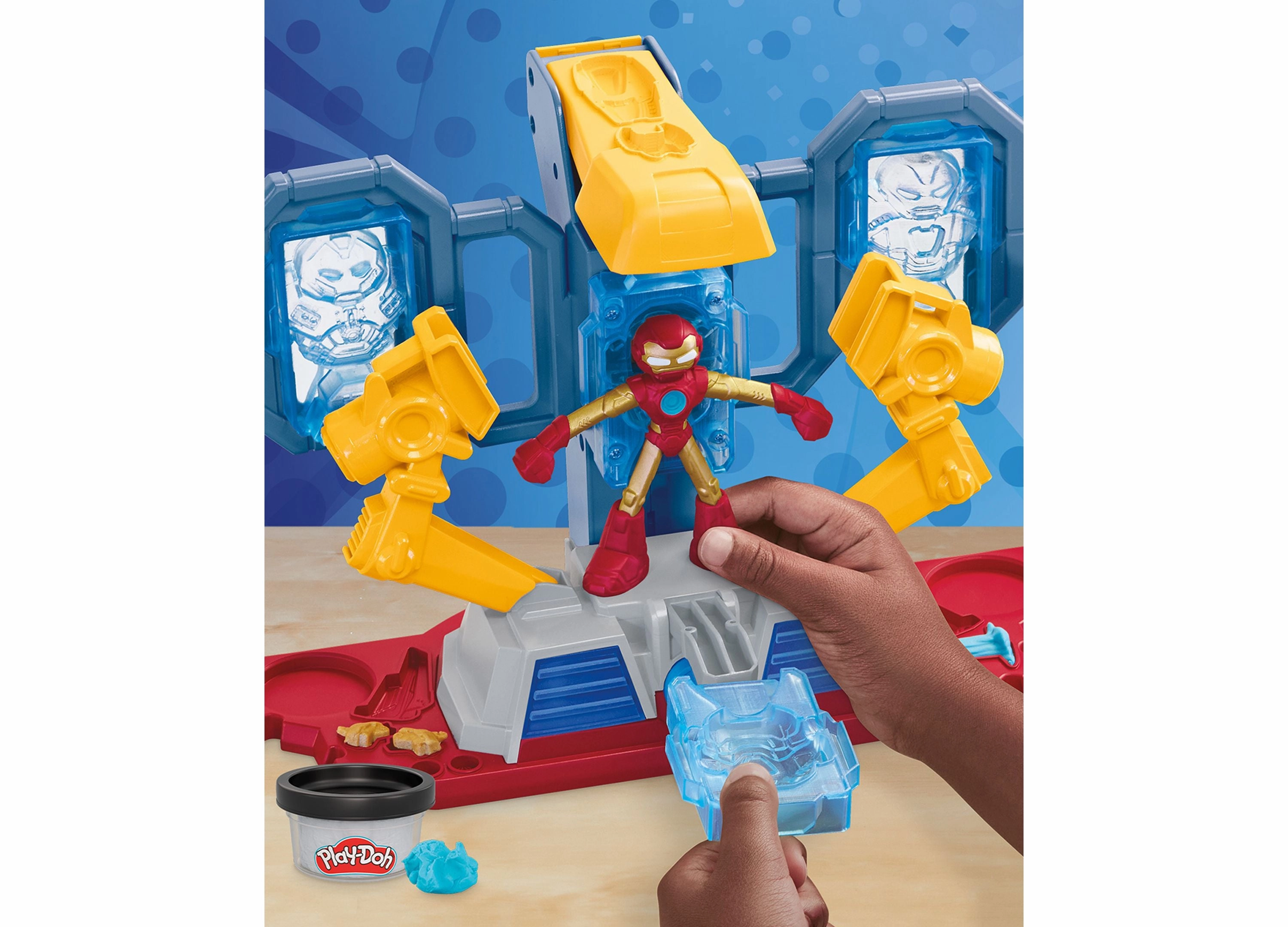 Hasbro Play-Doh Marvel Iron Man Armor Maker Action Playset