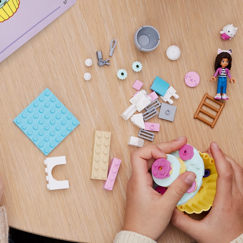 LEGO 10785 Gabby's Dollhouse Bakey With Cakey Fun