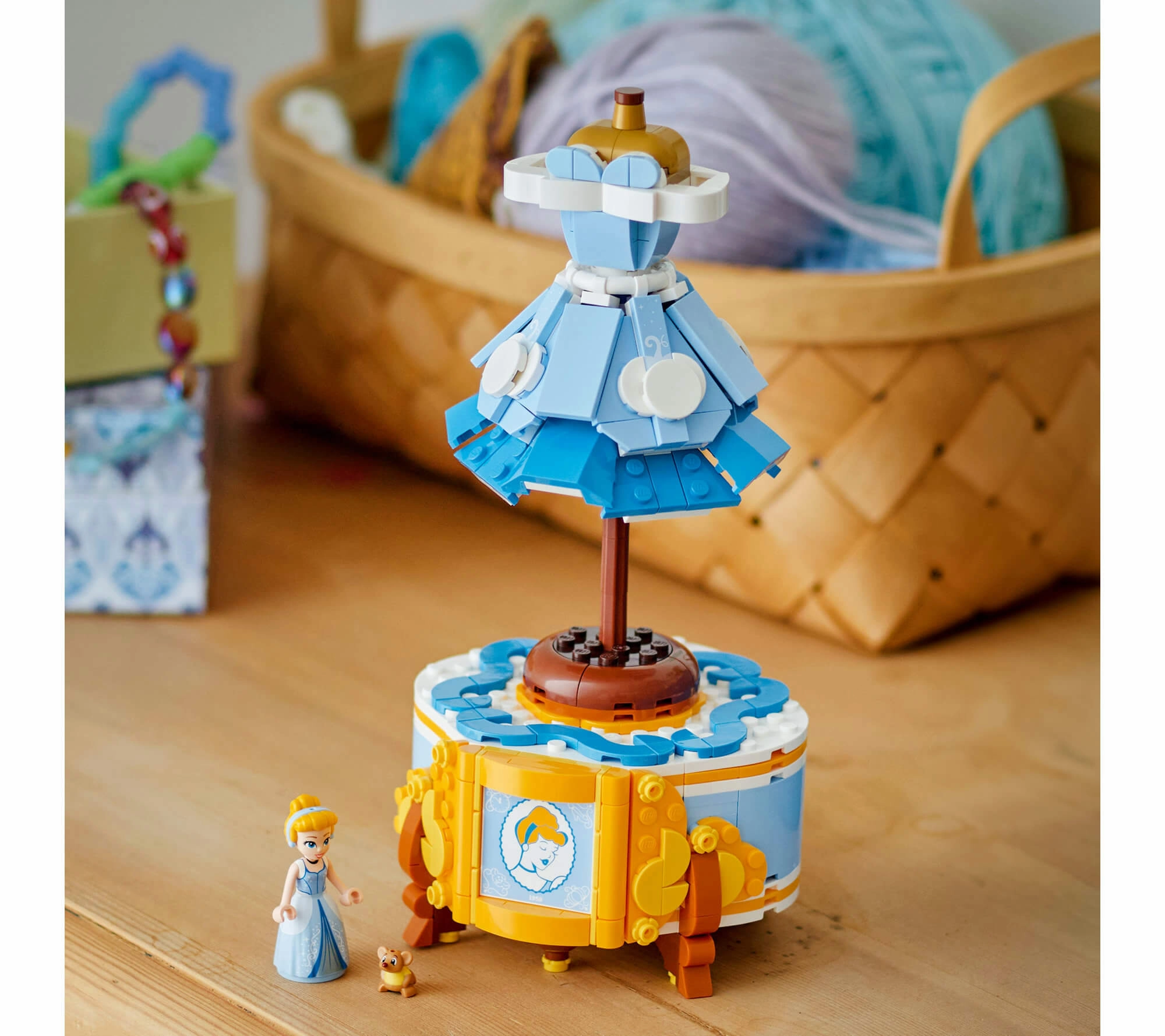 LEGO | Disney Princess Cinderellas 474-Piece Dress Building Kit - with Gus