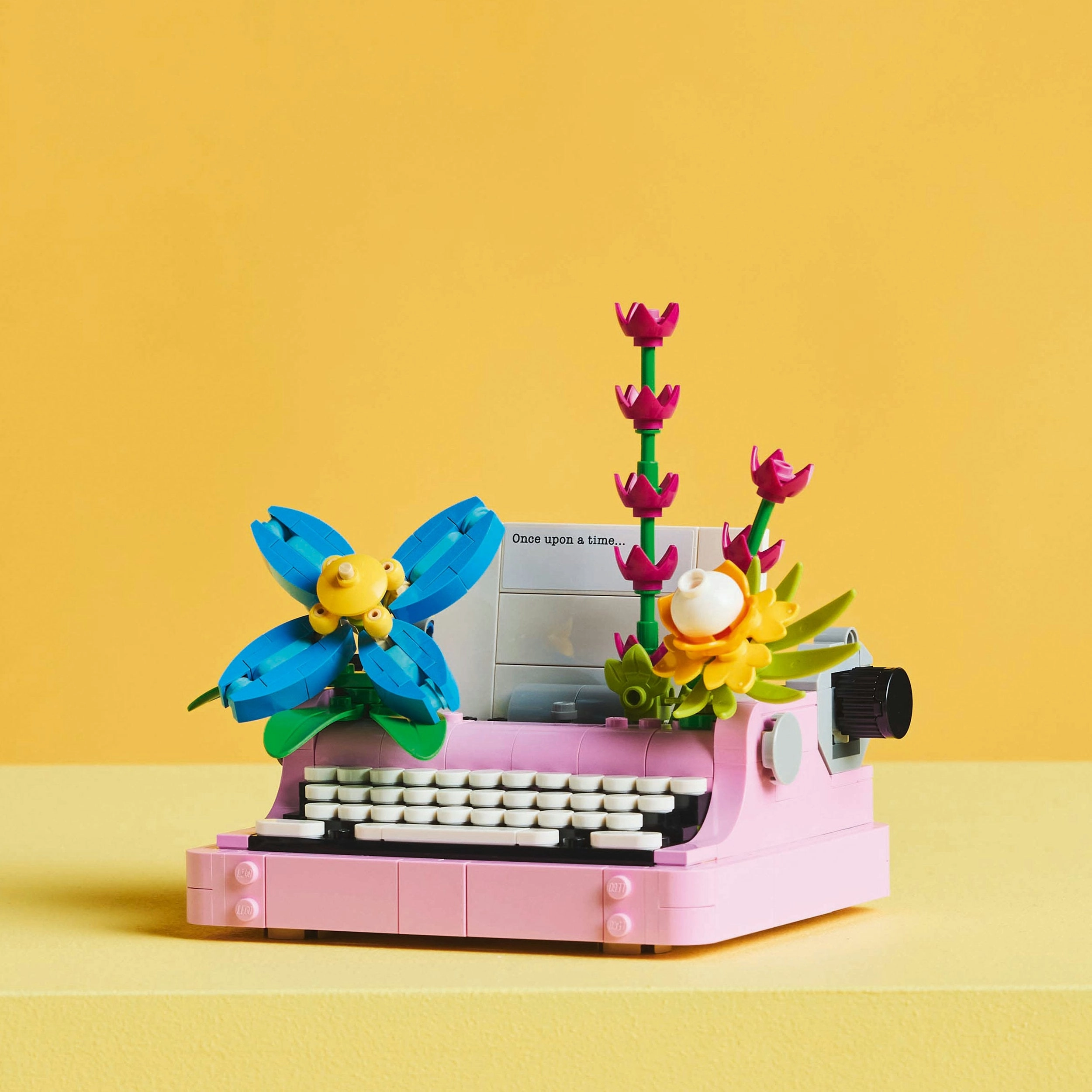 Lego Creator 3 in 1 31169 Typewriter with Flowers for Ages 8 and Up