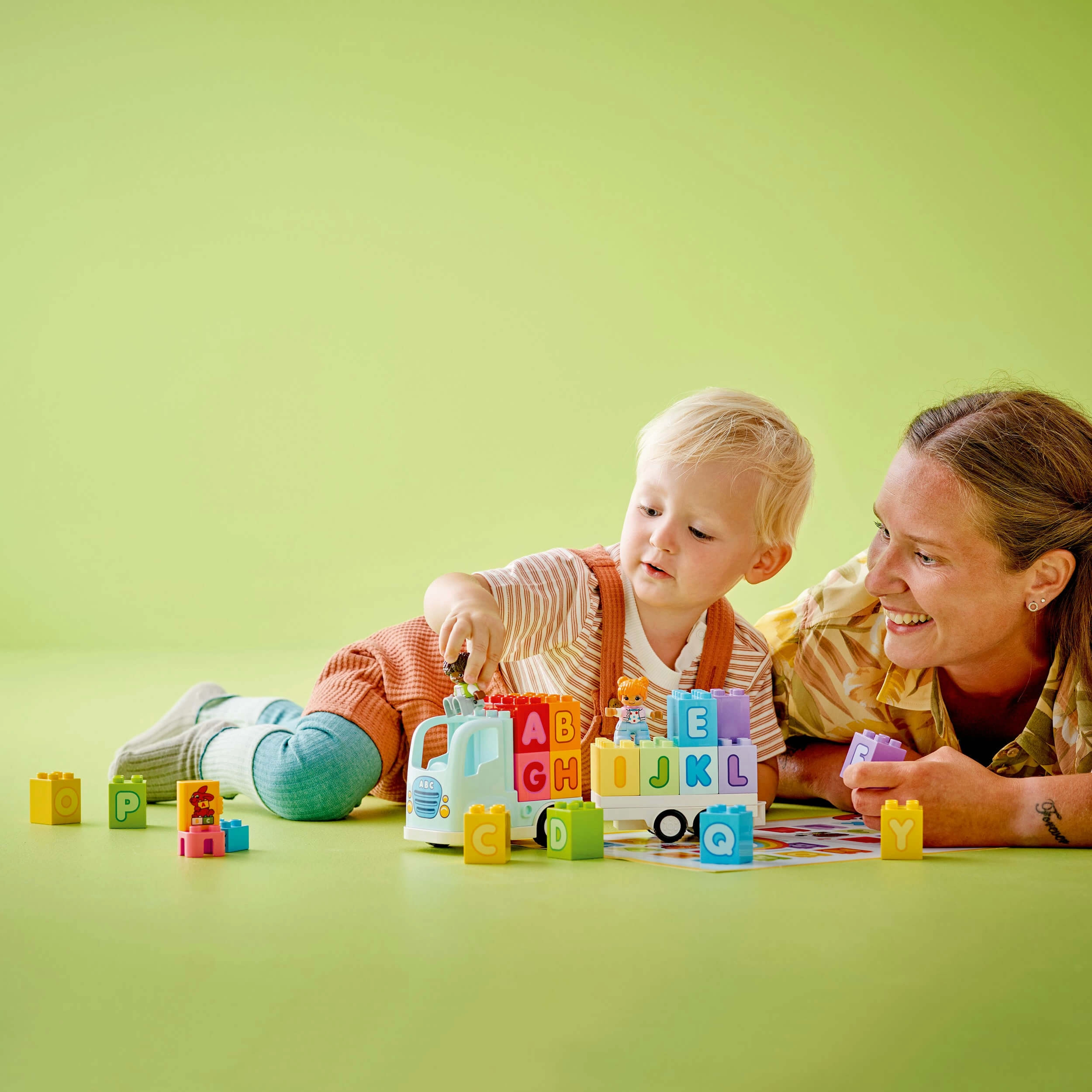 Lego Duplo Town 10421 Alphabet Truck Playset for Toddlers Ages 2 & Up