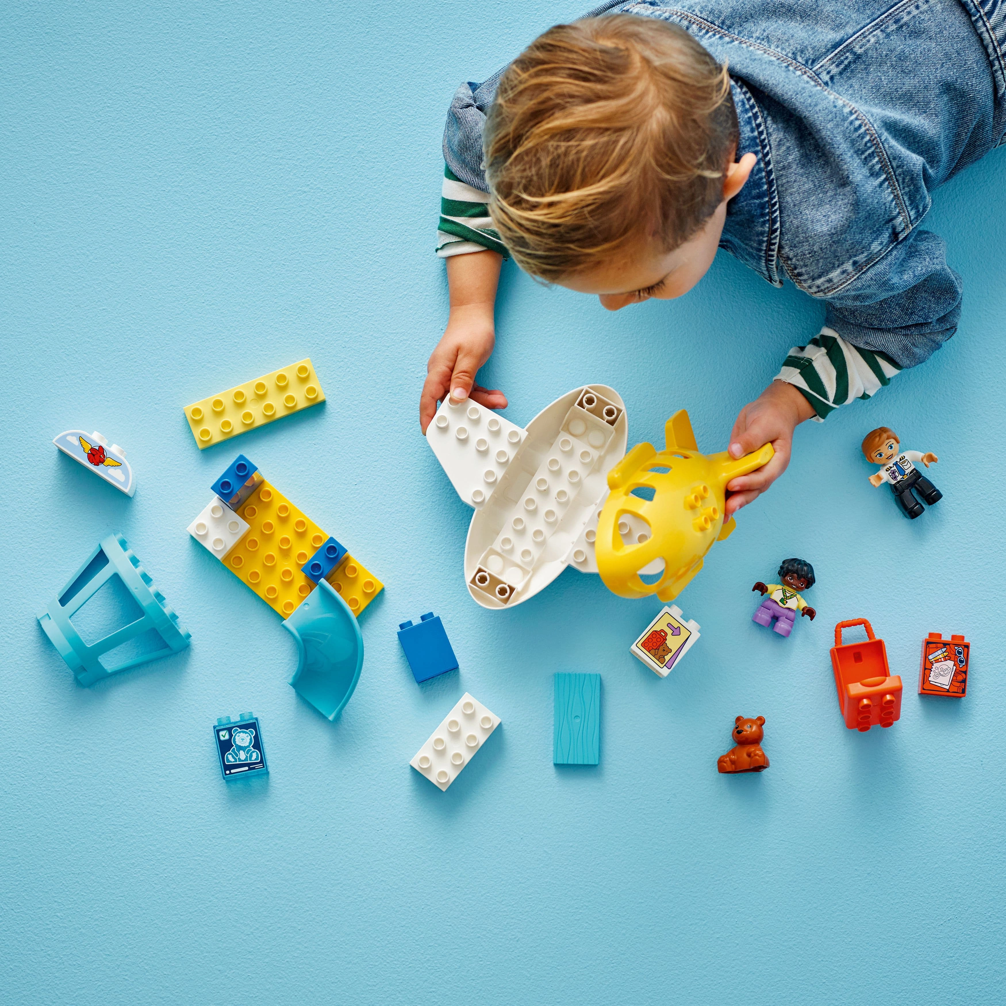Lego Duplo Town 10443 First Time at the Airport Set for Ages 2 and Up