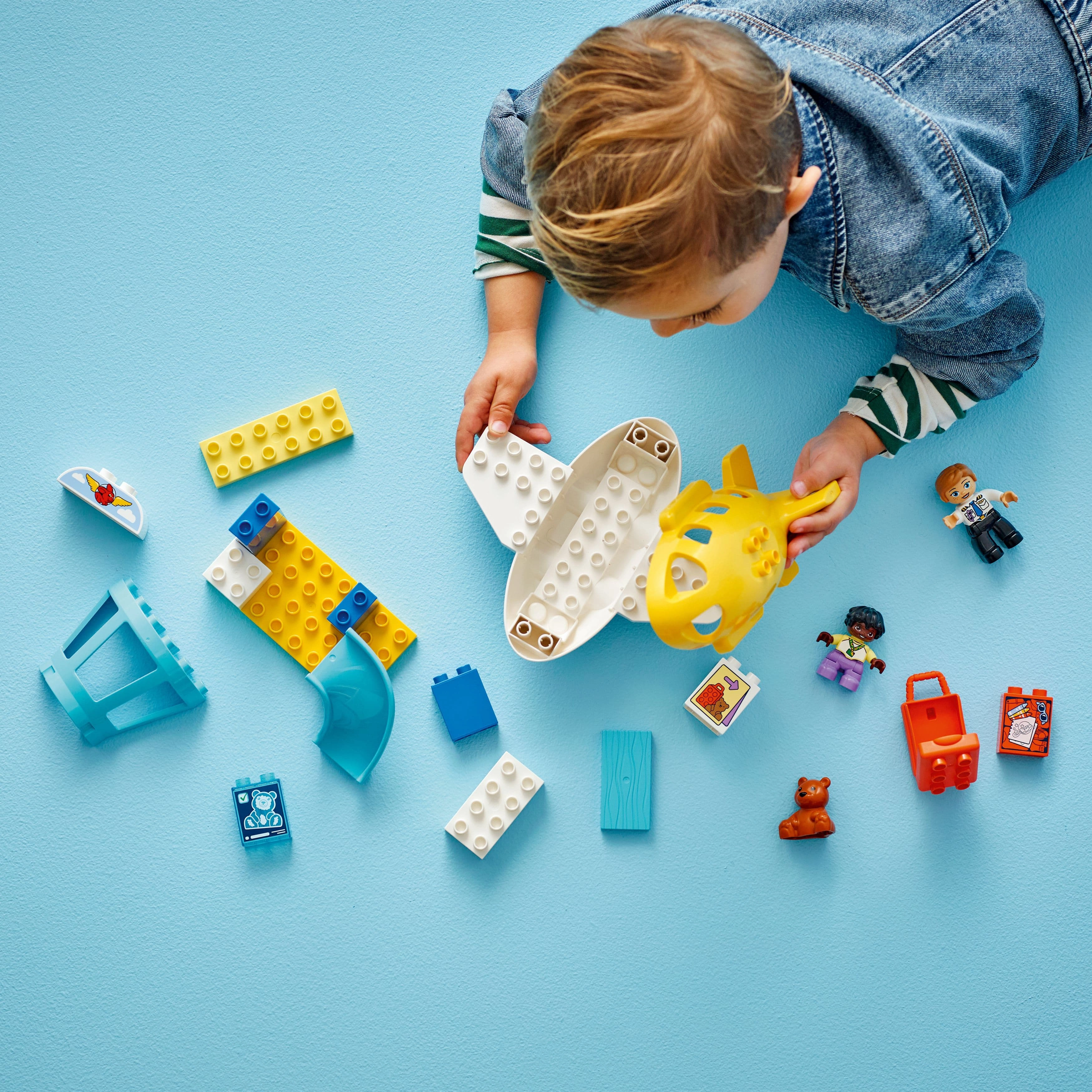Lego Duplo Town 10443 First Time at the Airport Set for Ages 2 and Up