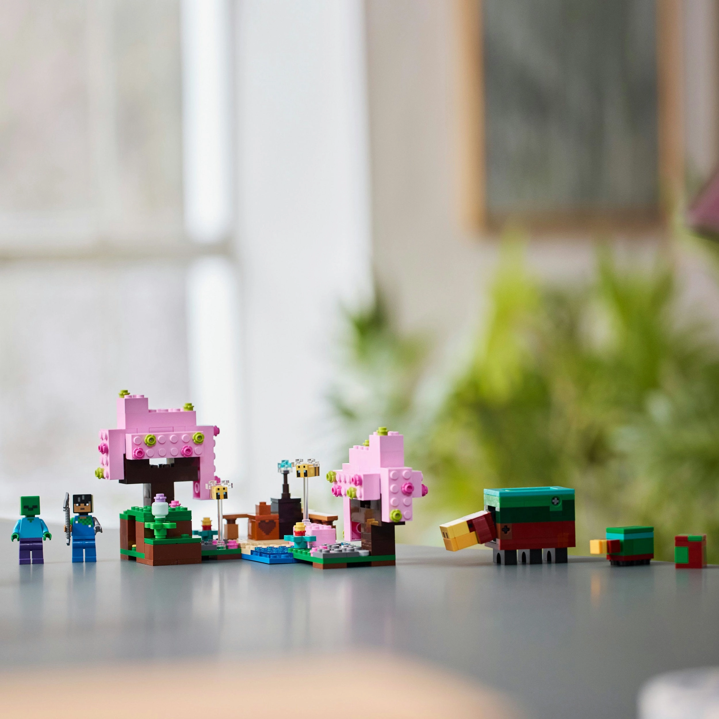 Lego Minecraft 21260 The Cherry Blossom Garden Playset for Ages 8 & Up