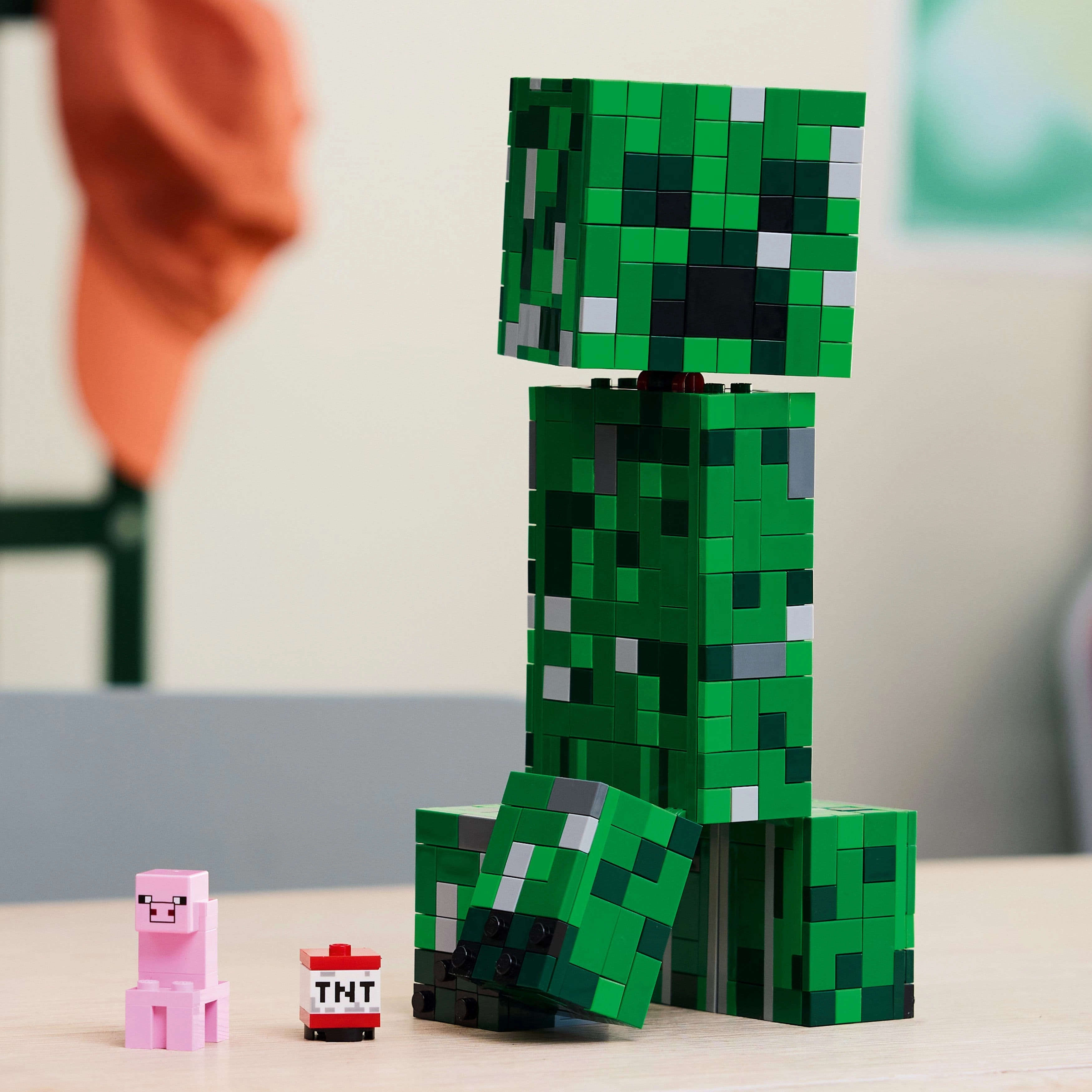 Lego Minecraft 21276 The Creeper Buildable Playset for Ages 10 and Up
