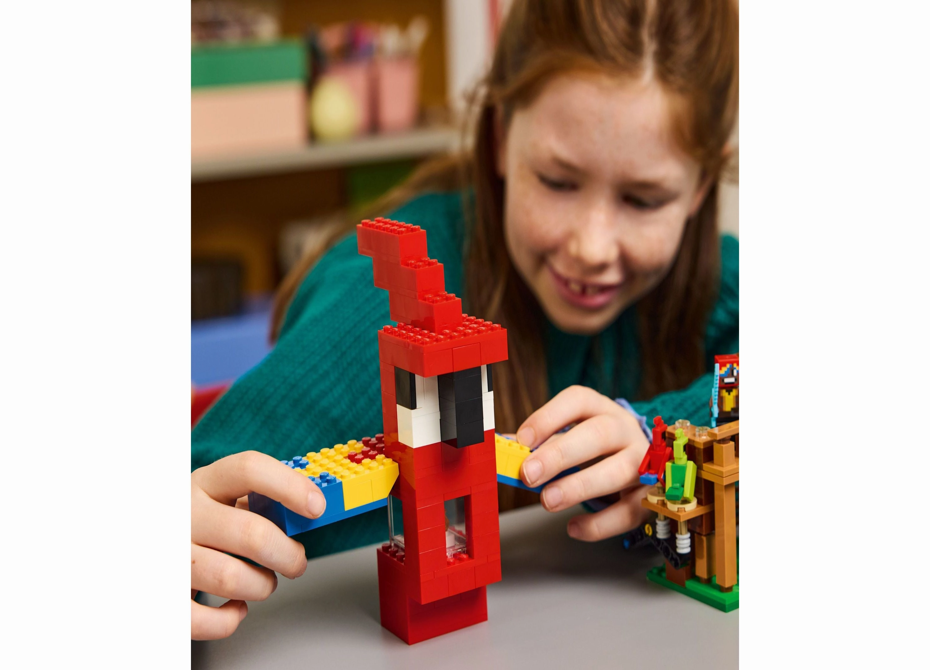 LEGO Minecraft The Parrot Houses Interactive Building Set 21282 - 535 Pieces