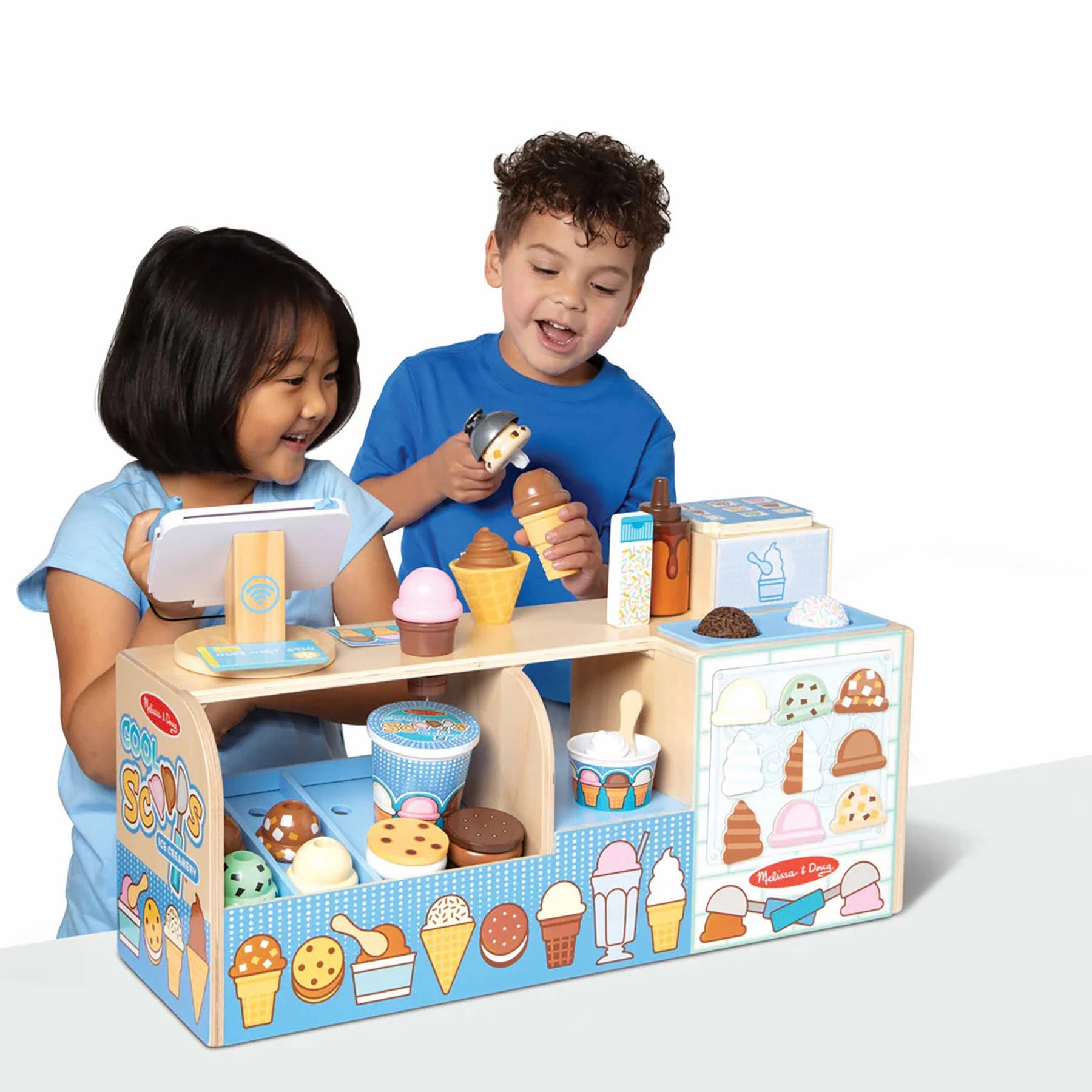 Melissa & Doug Cool Scoops Ice Creamery Playset
