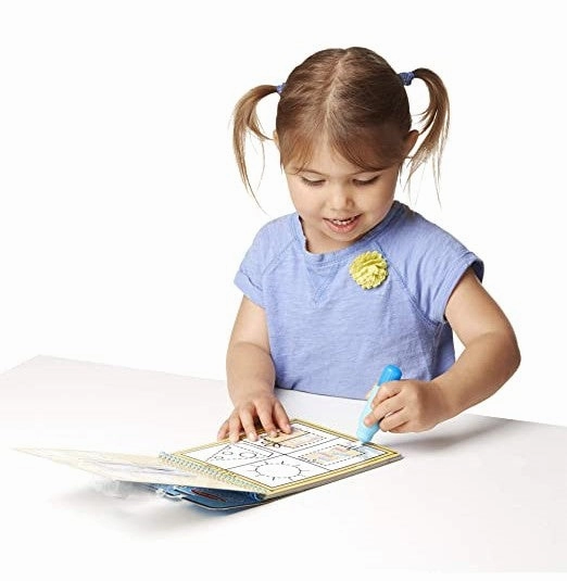 Melissa & Doug On the Go Water Wow! Colors and Shapes Activity Pad Reusable Water-Reveal Coloring Book, Refillable Water Pen (Multicolor)