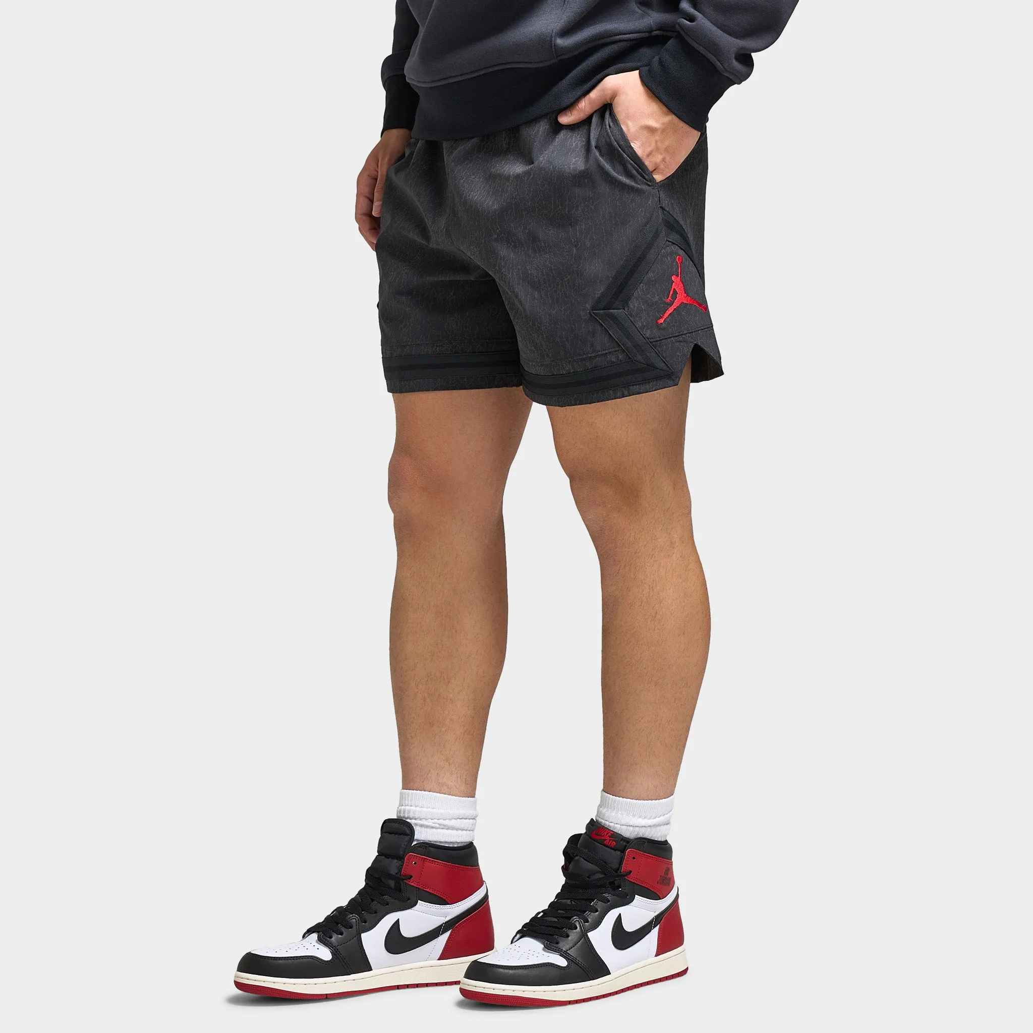 Mens Jordan Jordan Dri-FIT Gel Reflective Diamond Shorts Off Noir / Gym Red