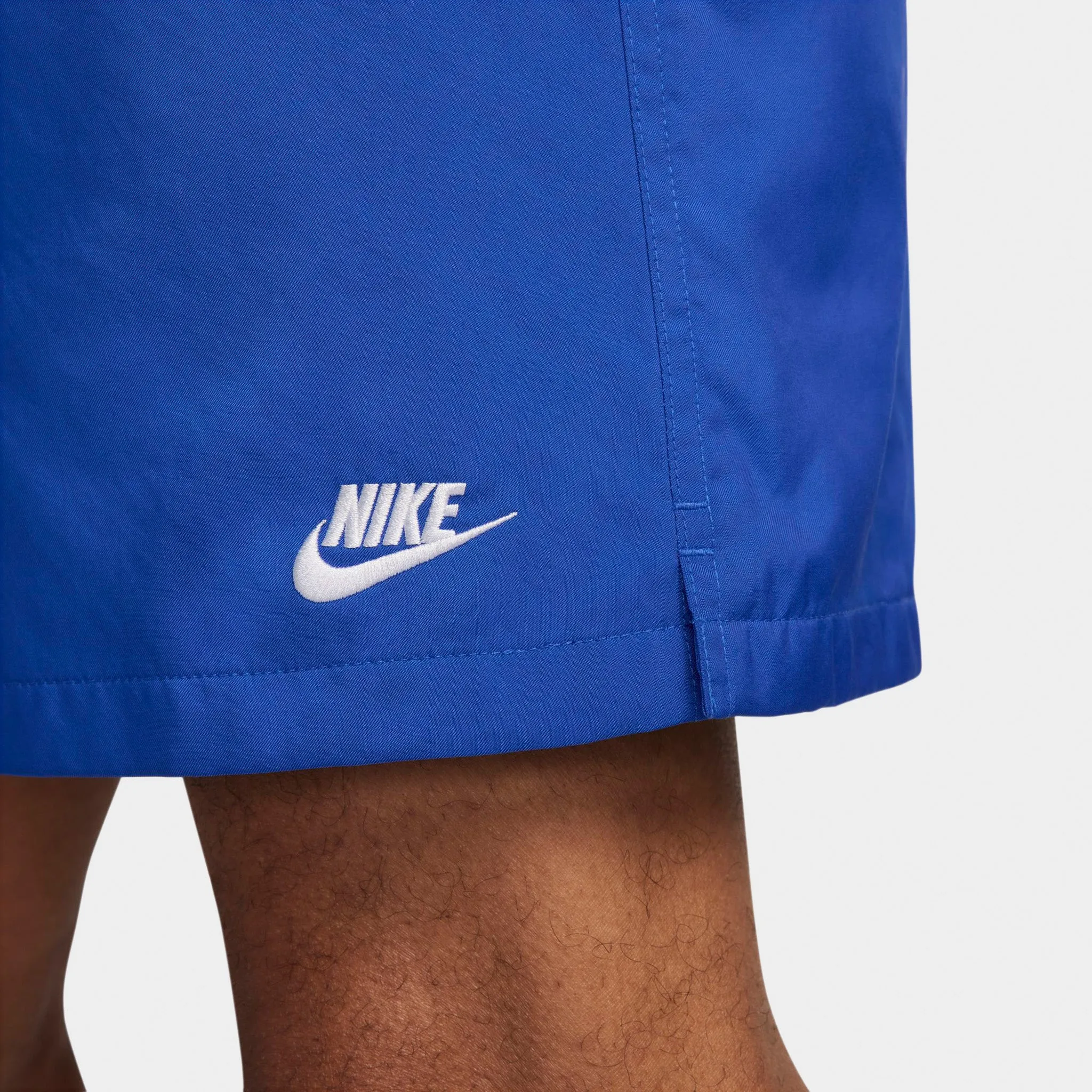 Mens Nike Nike Club Flow Shorts Game Royal / White
