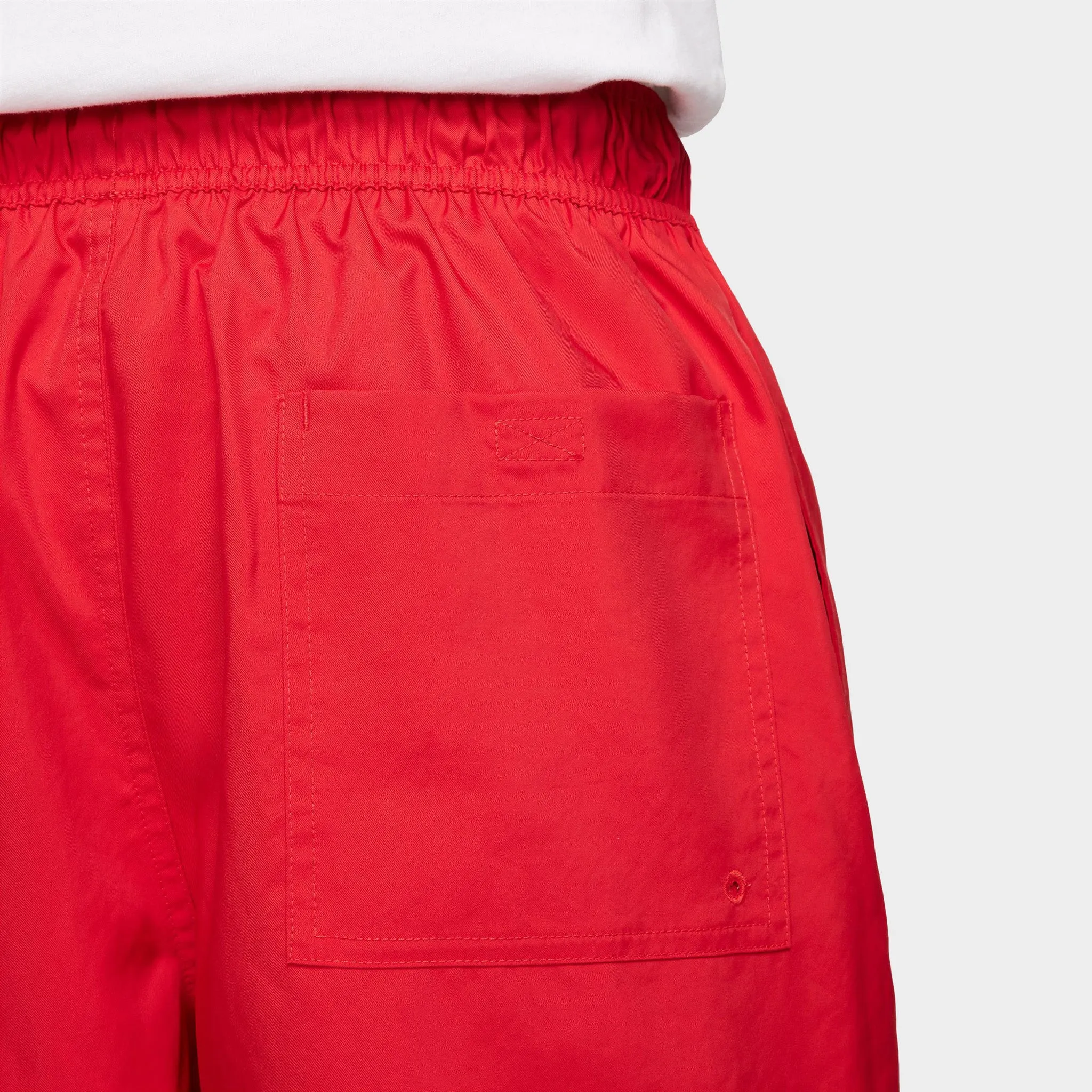 Mens Nike Nike Club Flow Shorts University Red / White