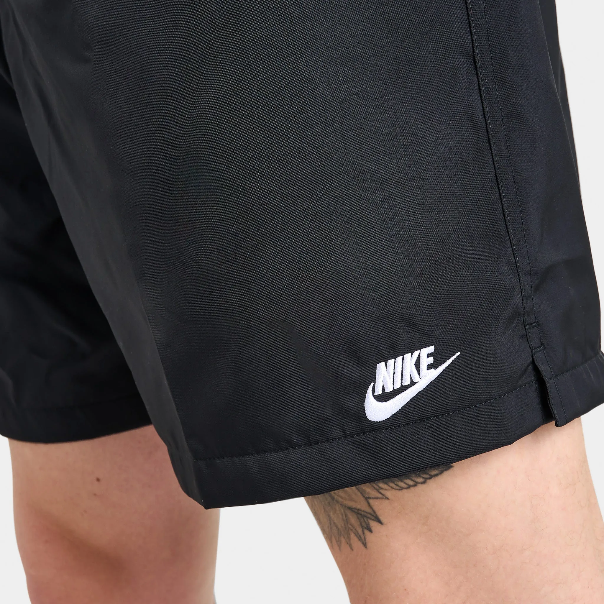 Mens Nike Nike Sportswear Club Flow Shorts Black / White