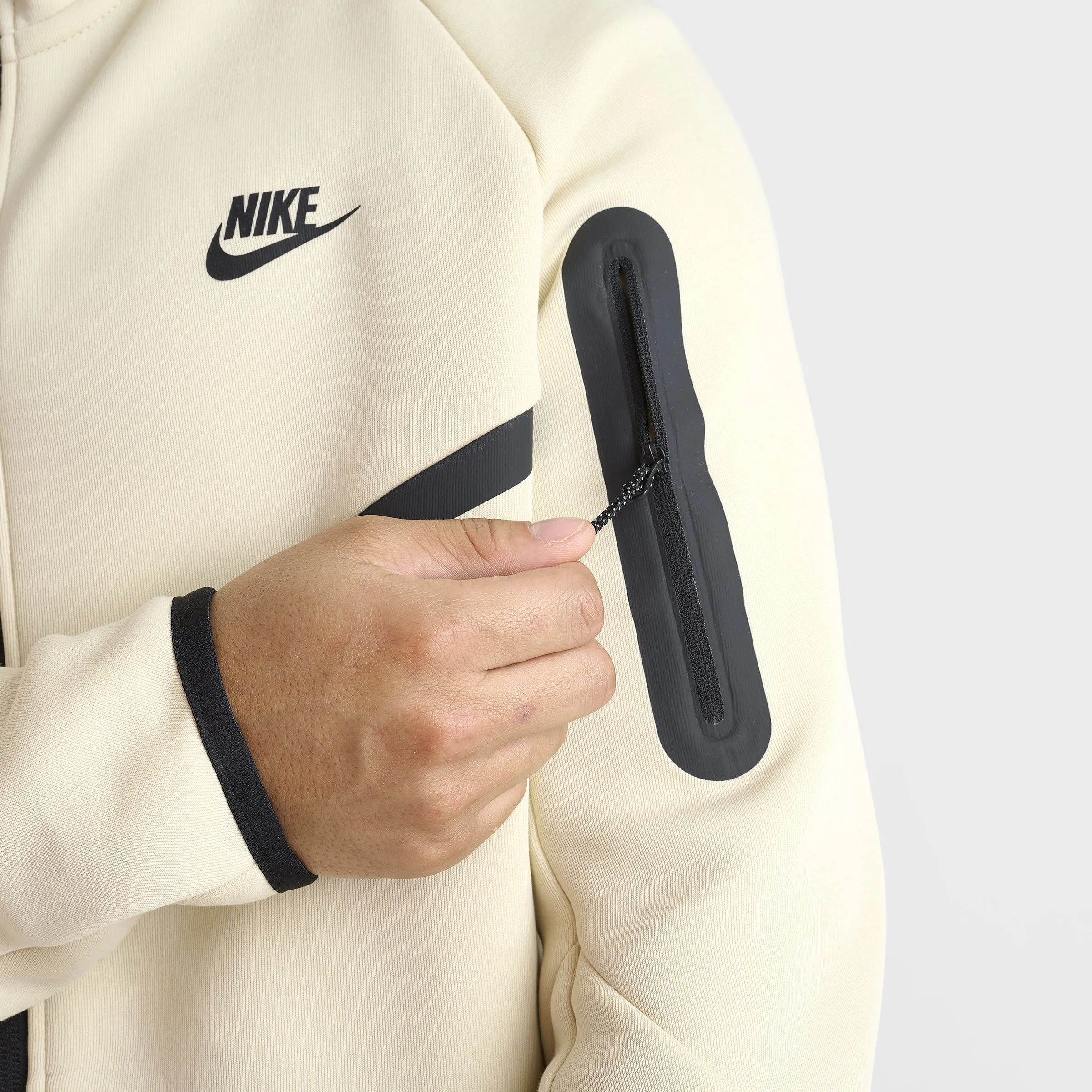 Mens Nike Nike Tech Fleece Full-Zip Windrunner Hoodie Light Khaki / Black