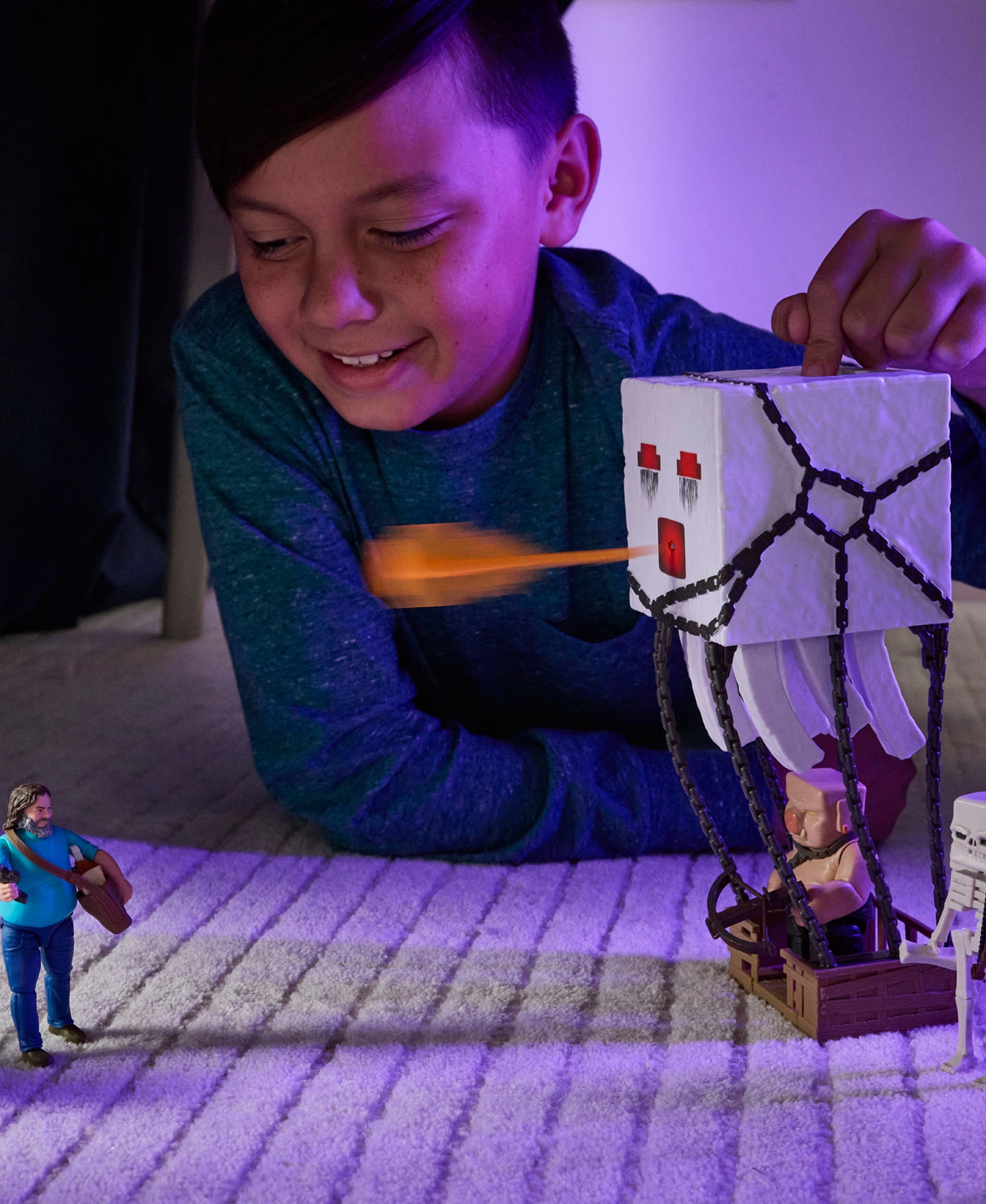 Minecraft Blast Attack Ghast - Action Figure Playset