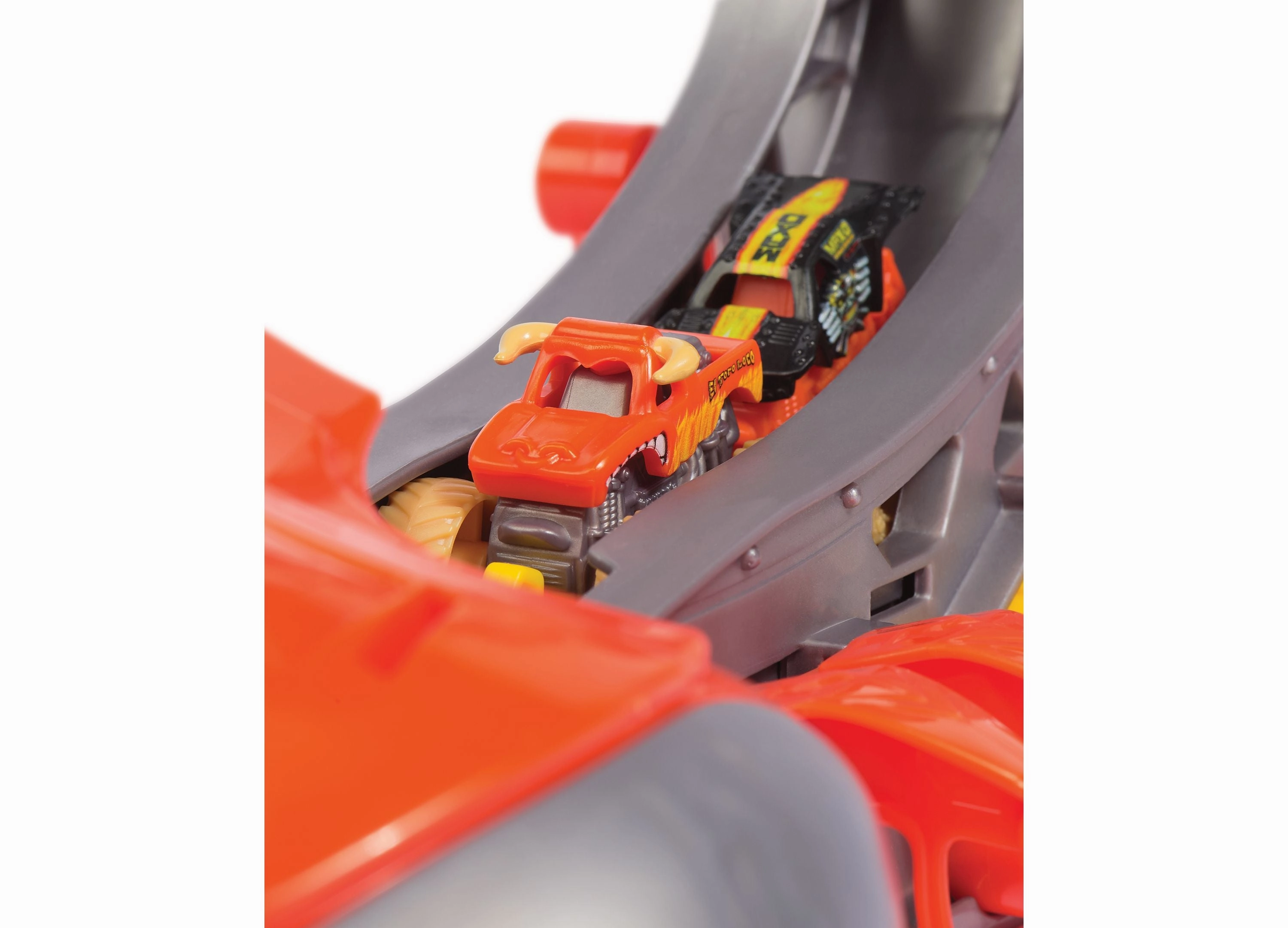 Monster Jam Mini Scorpion Playset with El Toro Loco and Max-D Trucks
