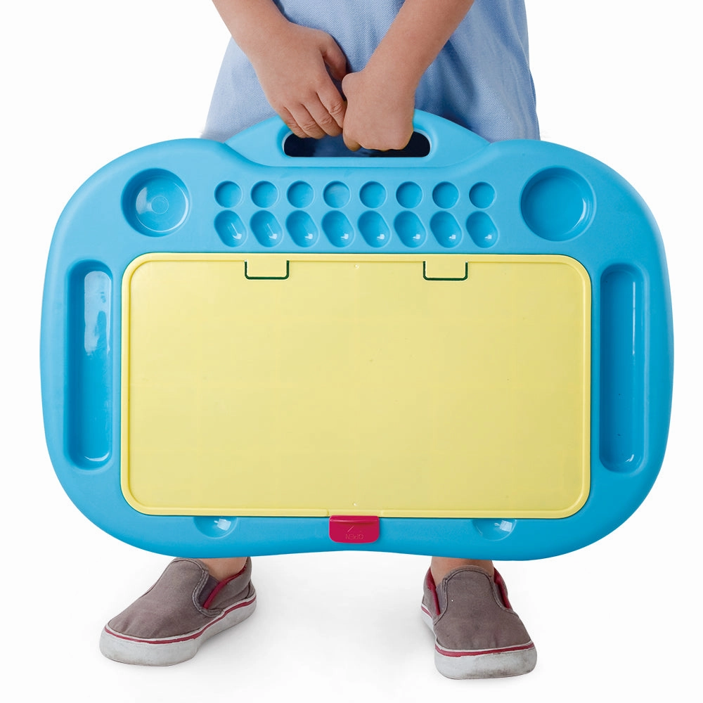 Playgo Toys Ent. Ltd. Draw & Carry Desk 19 Pieces