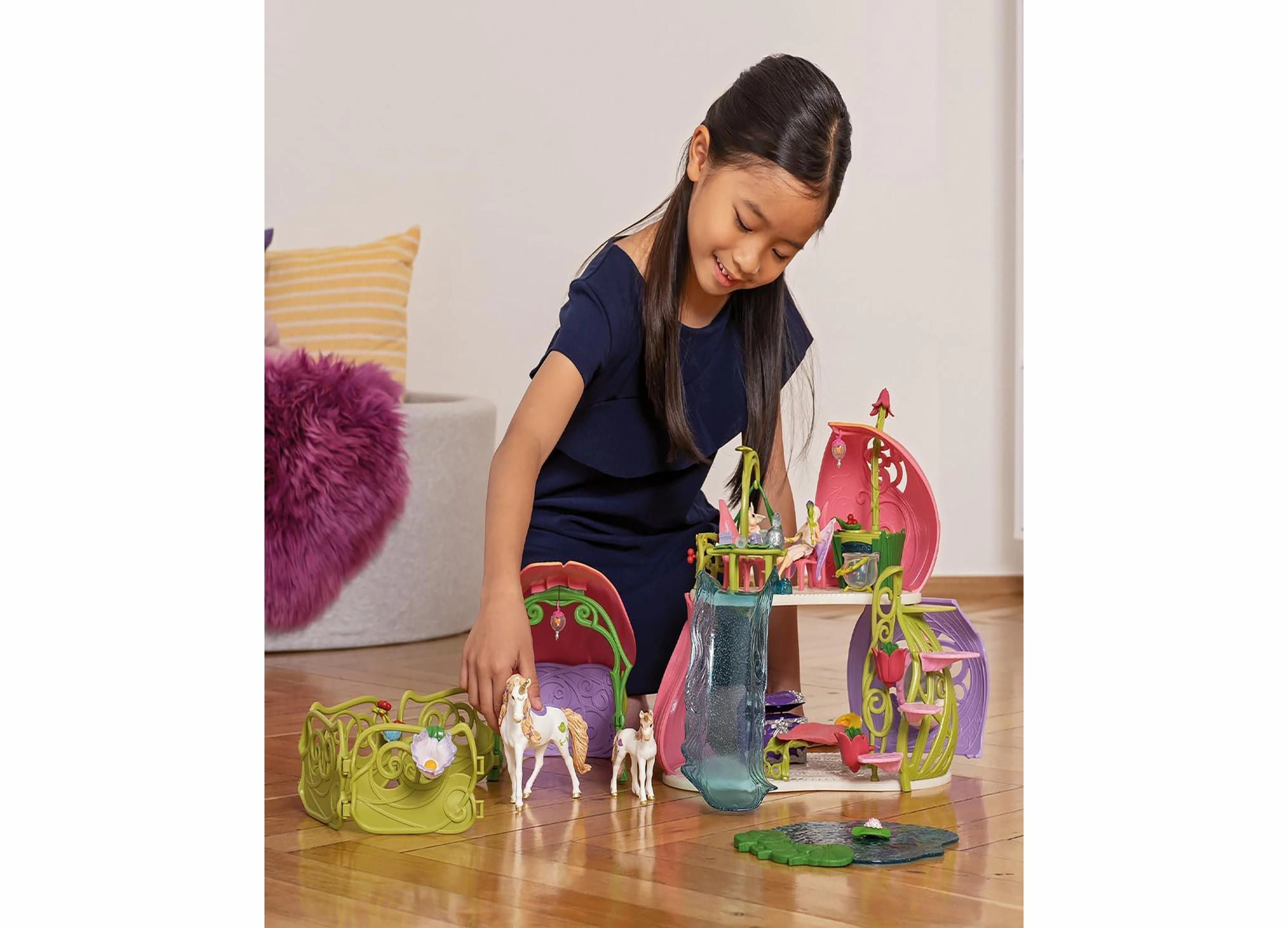 Schleich Bayala Glittering Flower House Playset with Unicorns and Stable