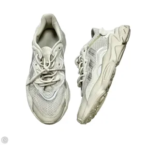 Shoes Athletic By Adidas In Beige, Size: 8.5