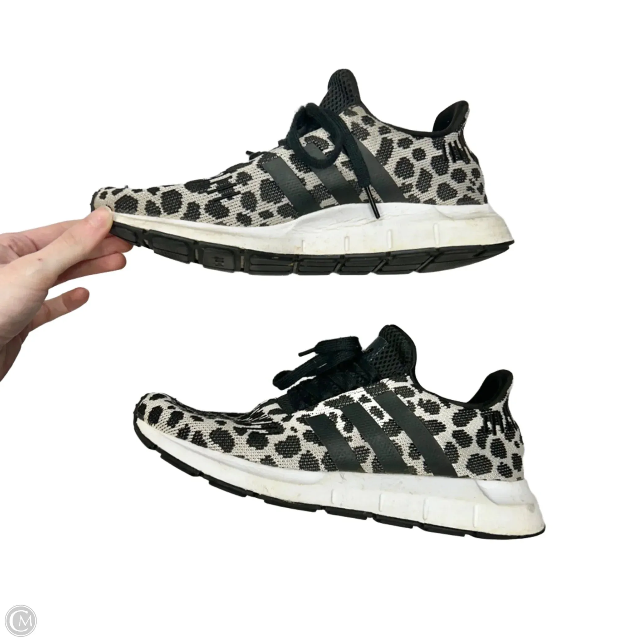 Shoes Athletic By Adidas In Black & White, Size: 7.5