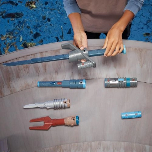 Star Wars Lightsaber Forge Acolyte Masterworks Customizable Set