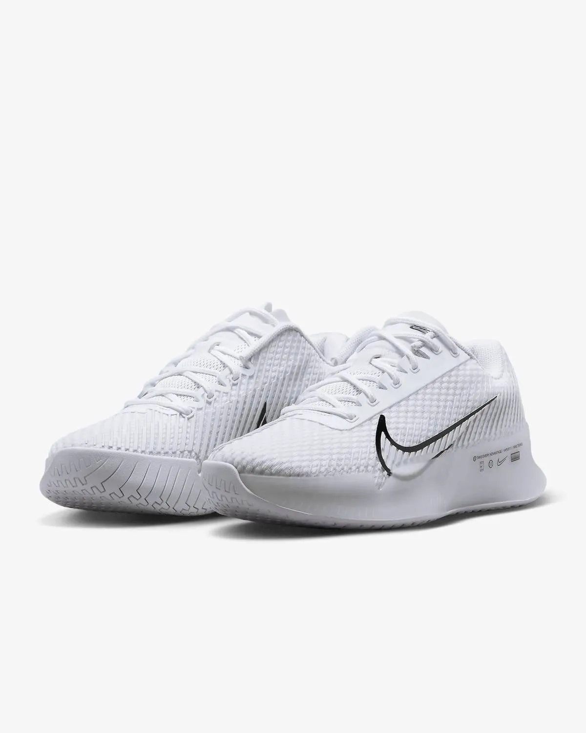 Women's Court Air Zoom Vapor 11 Sneaker In White