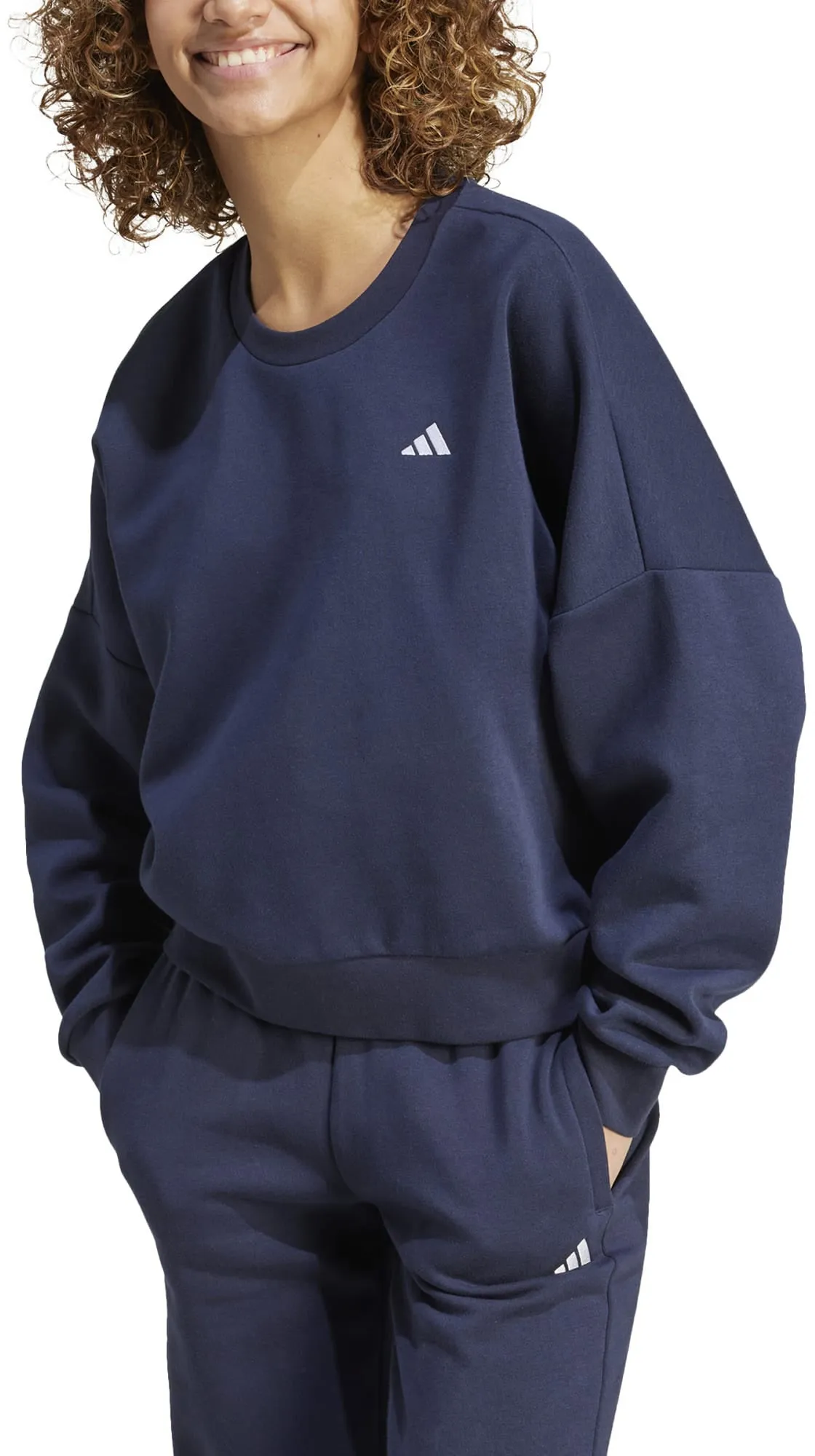 Women's Essentials Small Logo Feel Cozy Sweatshirt